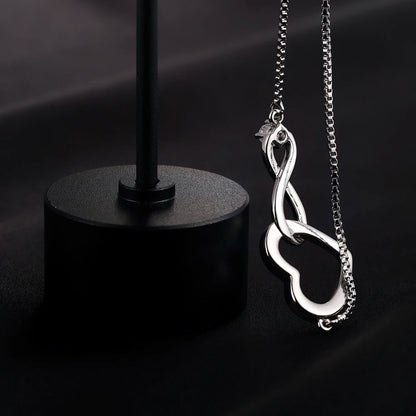 925 Sterling Silver Eternal Heartbeat Bracelet..